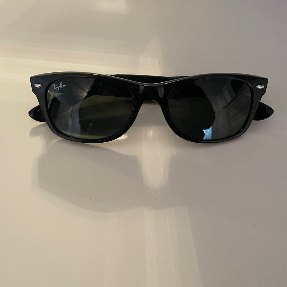Ray-Ban Black New Wayfarer Sunglasses